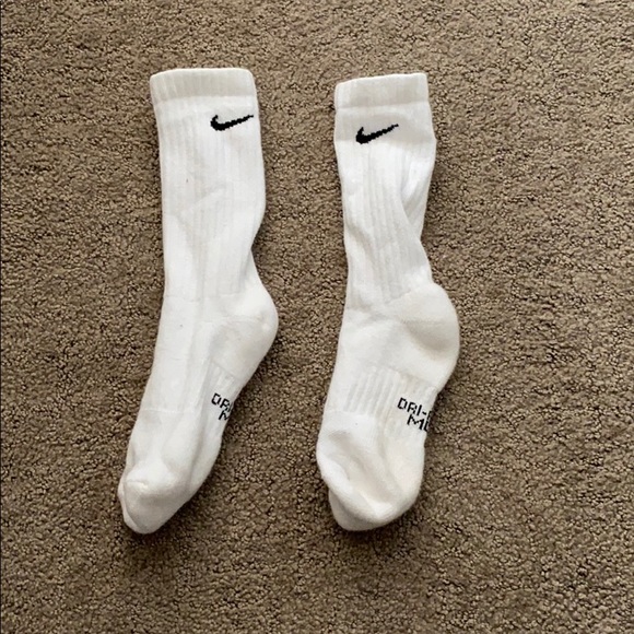 Big Kid Nike Socks - Picture 2 of 3